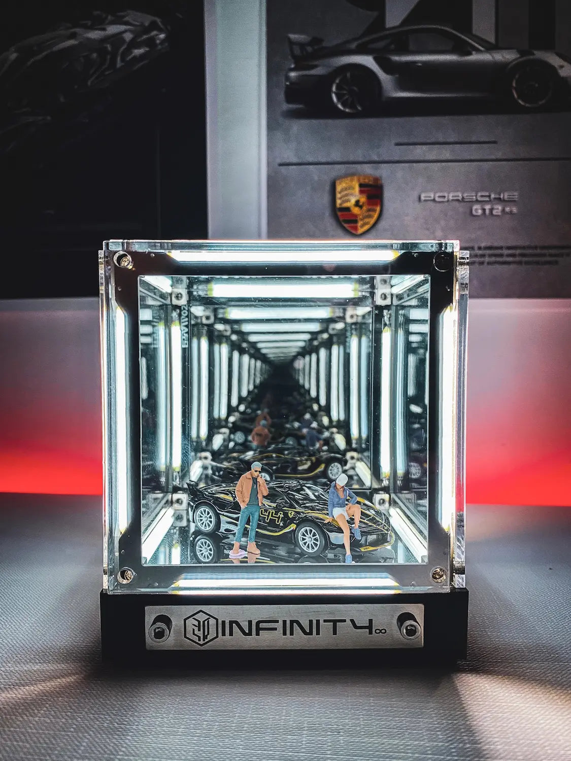 Infinity Mirror Display for 1:64 Collectors